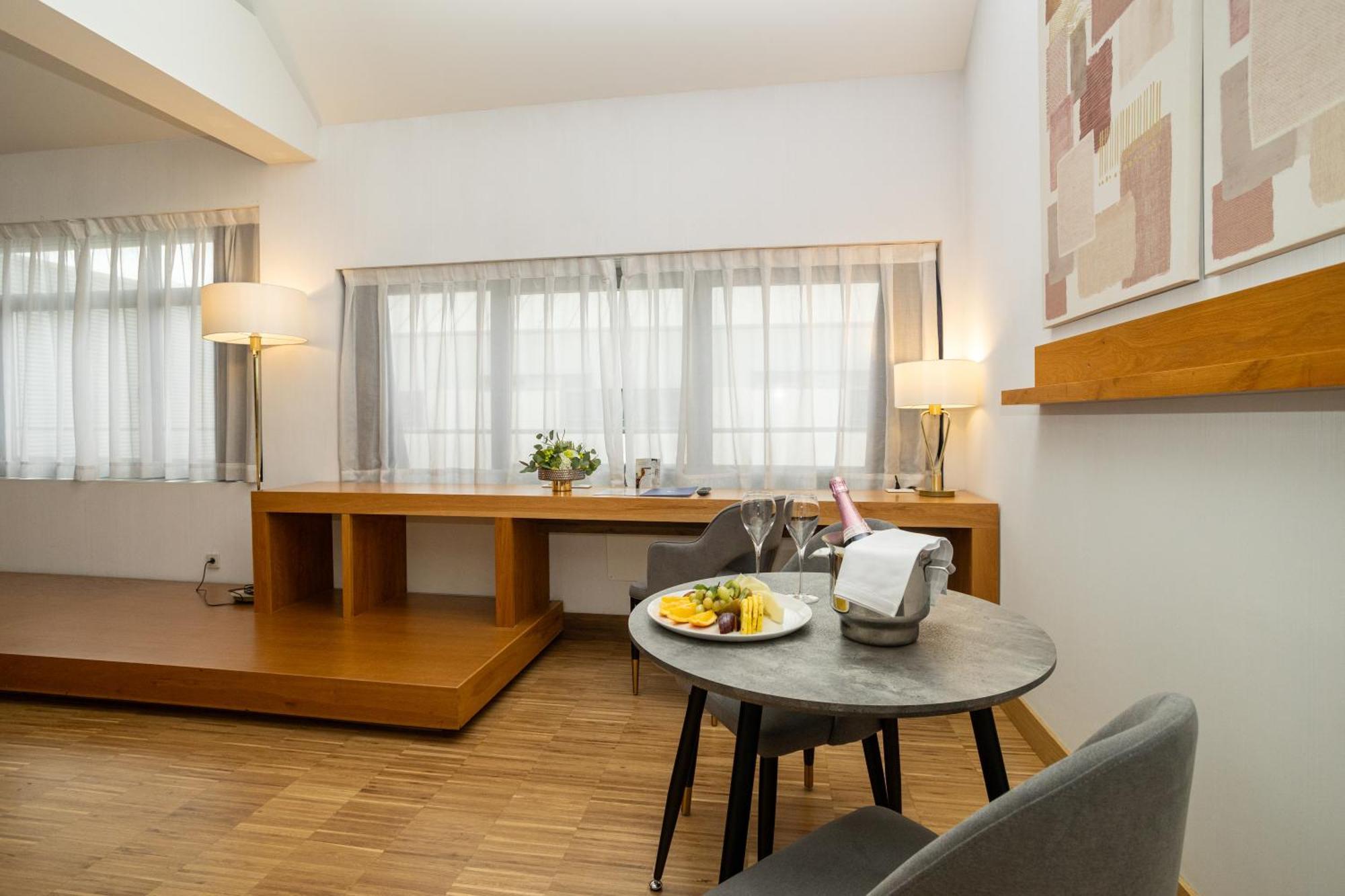 Hotel Villa Odon Villaviciosa de Odón 外观 照片